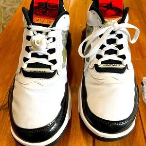 Does anyone know anything about the shoes?